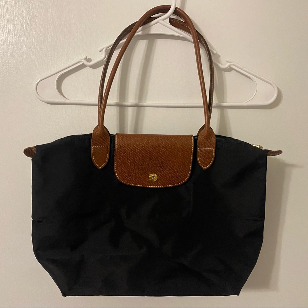 Longchamp Medium Le Pliage Nylon Shoulder Tote